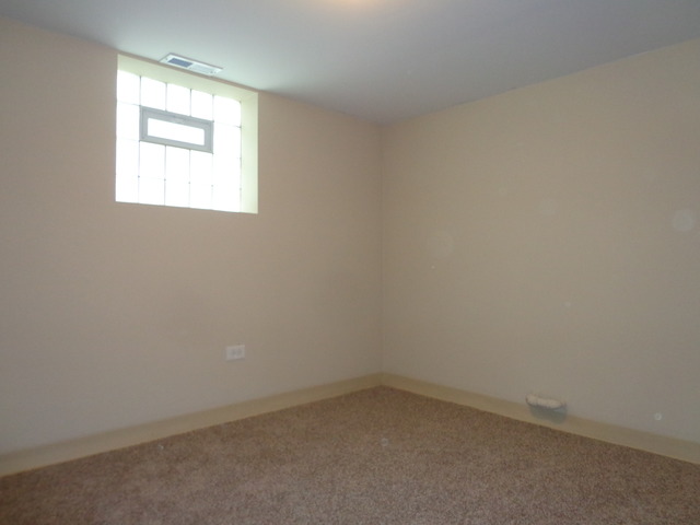 332 E 116th St, Chicago, IL 60628 photo 18