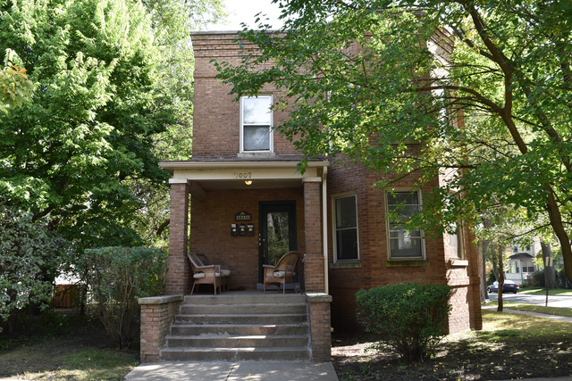 2001 Pratt Ct, Evanston, IL 60201 photo 1