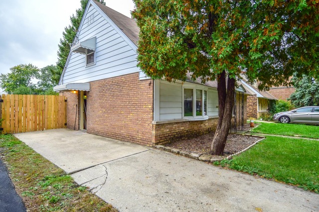 4334 Center Ave, Lyons, IL 60534 photo 3