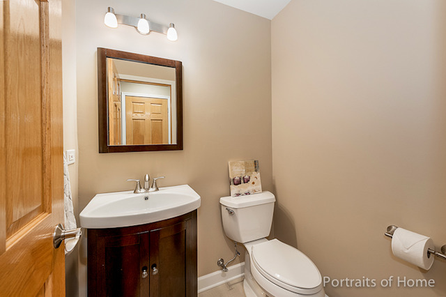 50 Chestnut Ct, Elgin, IL 60120 photo 14
