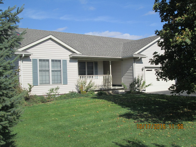 411 Erickson Gate, Lee, IL 60530 photo 1