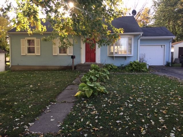 827 Washington Ave, Dixon, IL 61021 photo 2