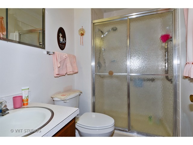 300 E Willow St, Elburn, IL 60119 photo 9