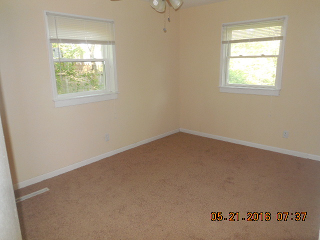 1501 Beach Rd, Mchenry, IL 60050 photo 12