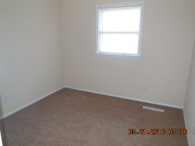 1501 Beach Rd, Mchenry, IL 60050 photo 6