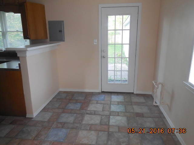 1501 Beach Rd, Mchenry, IL 60050 photo 3