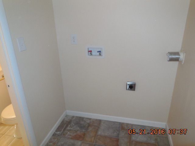 1501 Beach Rd, Mchenry, IL 60050 photo 9