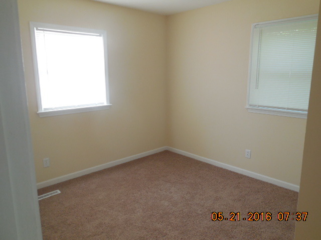1501 Beach Rd, Mchenry, IL 60050 photo 11