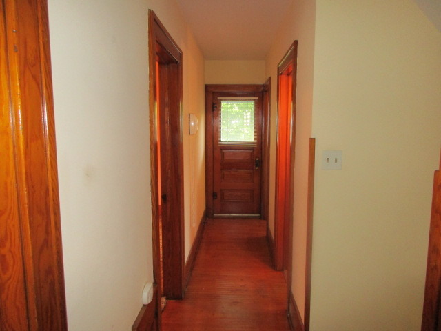 850 Cedar Ave, Elgin, IL 60120 photo 17