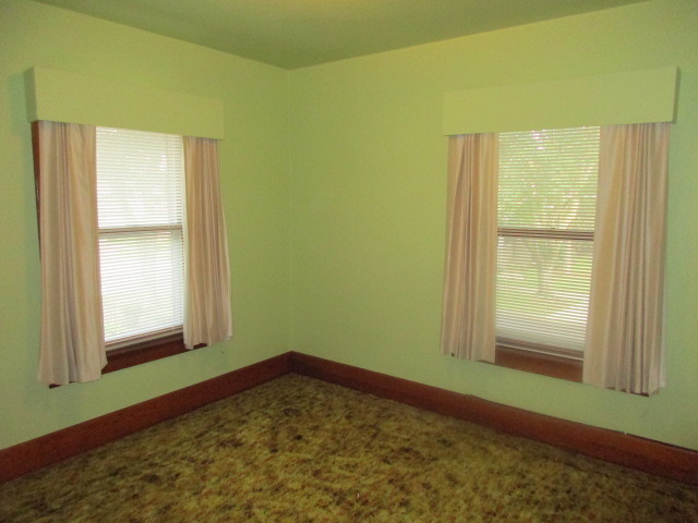 850 Cedar Ave, Elgin, IL 60120 photo 15
