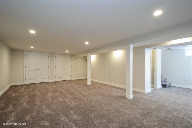 563 Radcliffe Ave, Des Plaines, IL 60016 photo 12