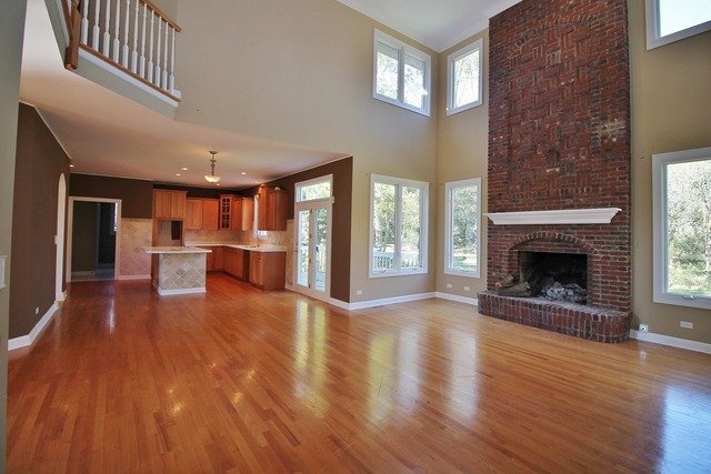 116 Fox St, Cary, IL 60013 photo 4