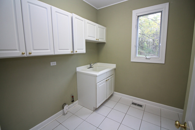 116 Fox St, Cary, IL 60013 photo 24