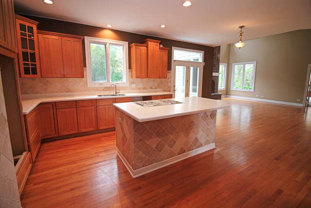 116 Fox St, Cary, IL 60013 photo 7