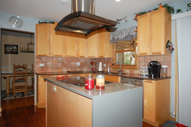 2000 Dogwood Dr, Hoffman Estates, IL 60192 photo 9