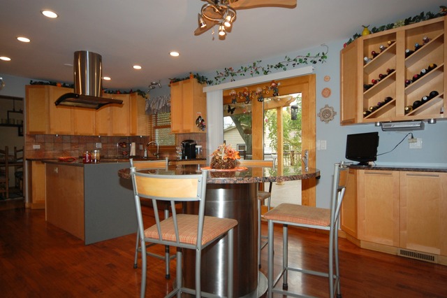 2000 Dogwood Dr, Hoffman Estates, IL 60192 photo 8
