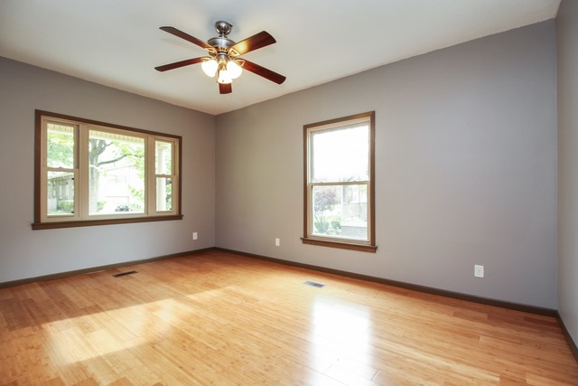457 S Chicago Ave, Kankakee, IL 60901 photo 2
