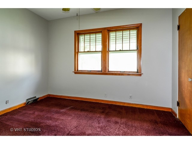 409 Howell Pl, Aurora, IL 60505 photo 7