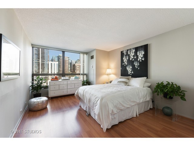360 E Randolph St #307, Chicago, IL 60601 photo 8