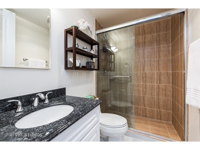 360 E Randolph St #307, Chicago, IL 60601 photo 11