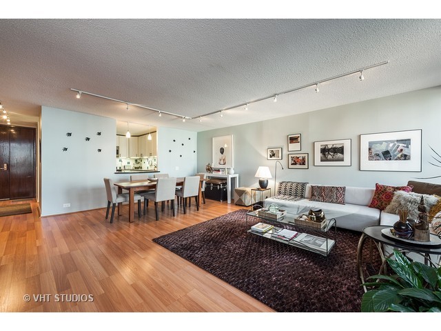 360 E Randolph St #307, Chicago, IL 60601 photo 4