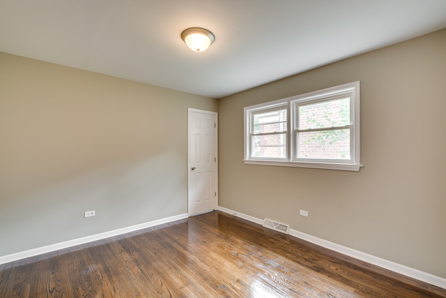 146 E 124th St, Chicago, IL 60628 photo 17