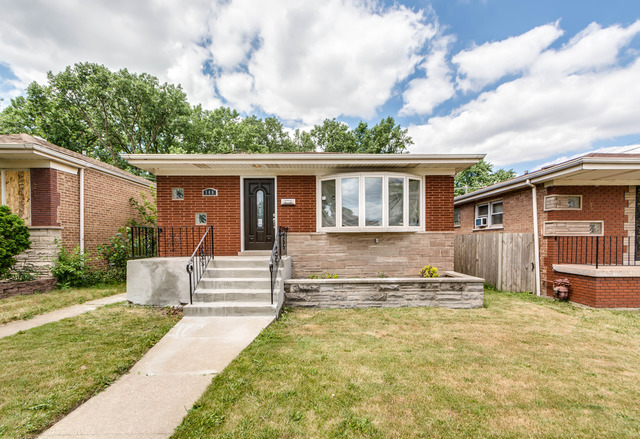 146 E 124th St, Chicago, IL 60628 photo 1