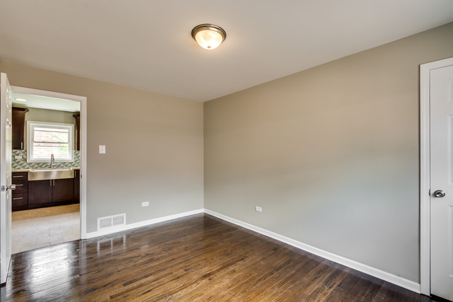 146 E 124th St, Chicago, IL 60628 photo 15