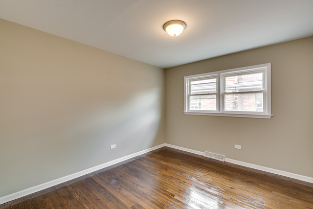 146 E 124th St, Chicago, IL 60628 photo 16