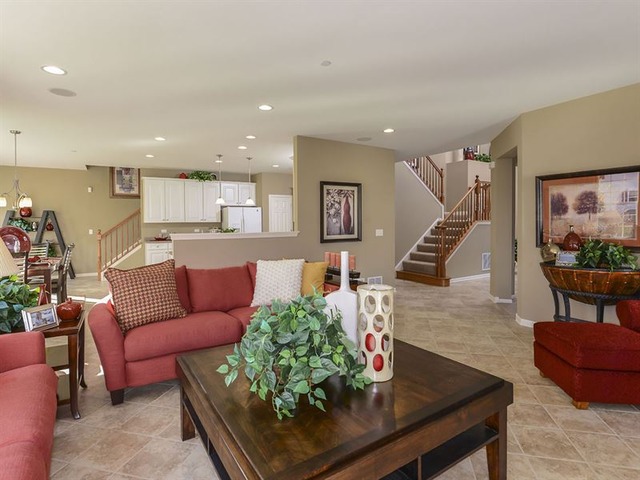4038 Conifer Dr, Elgin, IL 60124 photo 8