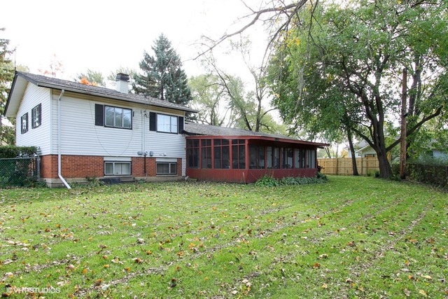 560 Western St, Hoffman Estates, IL 60169 photo 15