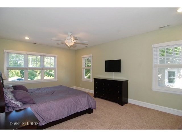 296 Nuttall Rd, Riverside, IL 60546 photo 13