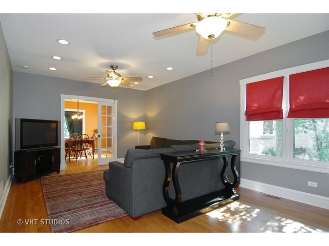 296 Nuttall Rd, Riverside, IL 60546 photo 10