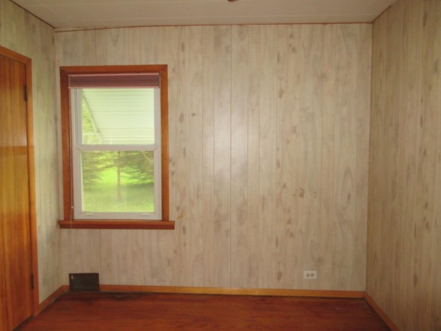 303 Marengo Rd, Harvard, IL 60033 photo 7