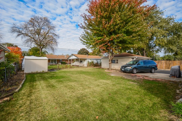 7740 S Sholer Ave, Bridgeview, IL 60455 photo 15