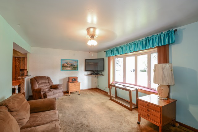 7740 S Sholer Ave, Bridgeview, IL 60455 photo 4