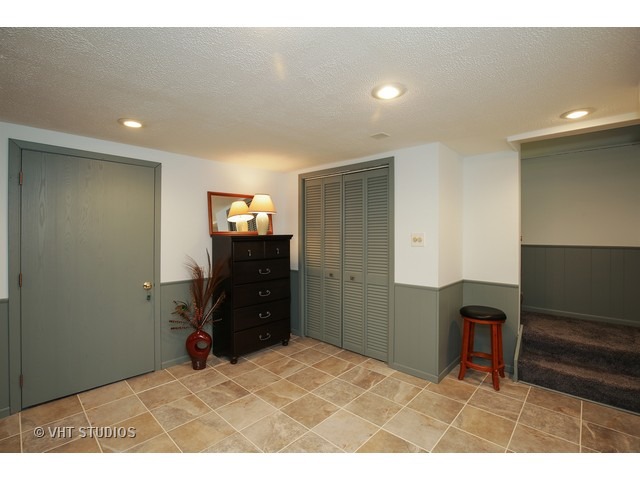695 Fox Run Ln, Algonquin, IL 60102 photo 20