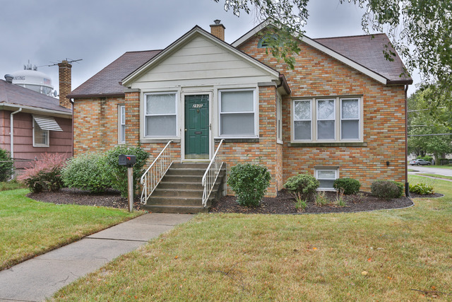 2935 Ridge Rd, Lansing, IL 60438 photo 1