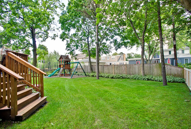 821 Pine St, Deerfield, IL 60015 photo 25