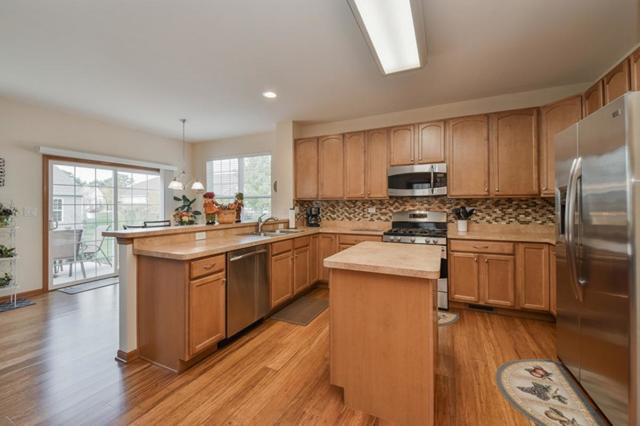 1200 Heathrow Ln, Aurora, IL 60502 photo 7