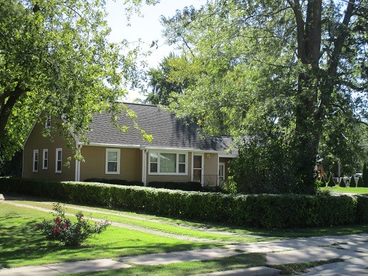 323 Bellevue Ave, Ottawa, IL 61350 photo 2