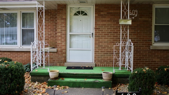 609 Wallace Ave, Morris, IL 60450 photo 3