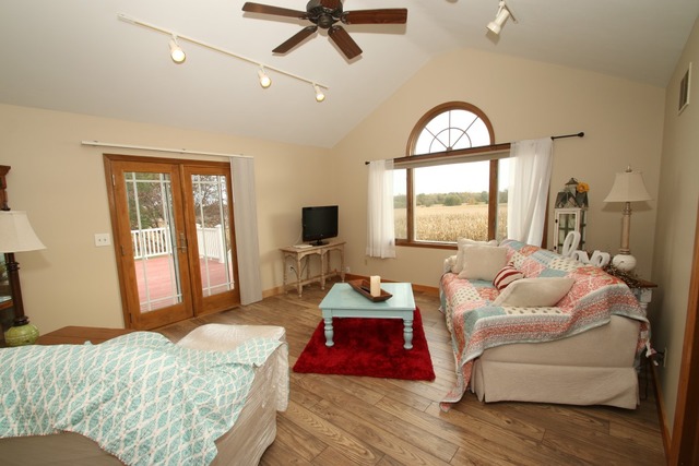 1104 Madison St, Pecatonica, IL 61063 photo 7