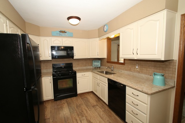 1104 Madison St, Pecatonica, IL 61063 photo 5