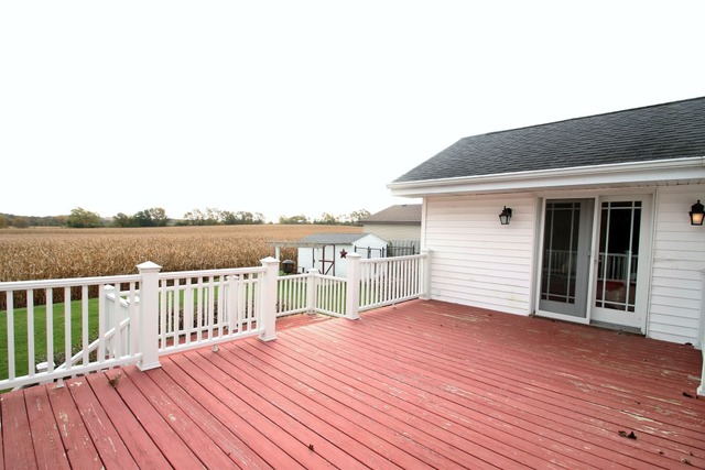 1104 Madison St, Pecatonica, IL 61063 photo 21