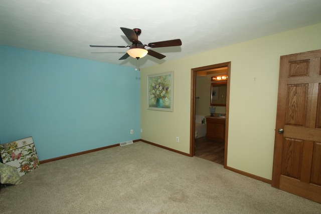 1104 Madison St, Pecatonica, IL 61063 photo 14