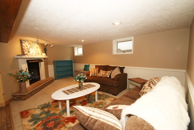1104 Madison St, Pecatonica, IL 61063 photo 20