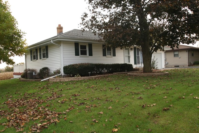 1104 Madison St, Pecatonica, IL 61063 photo 25