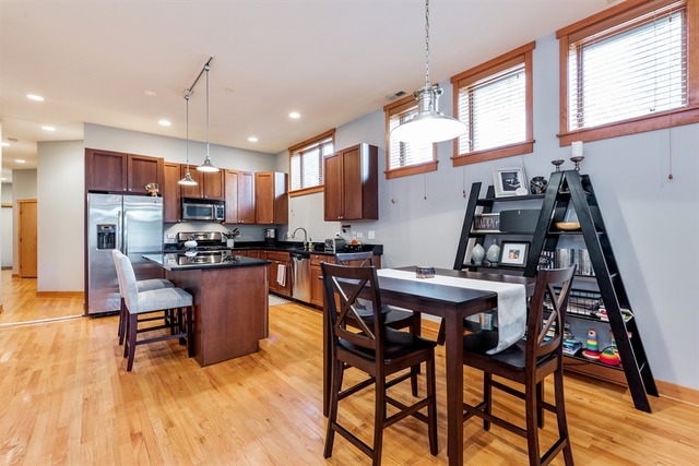 2623 W Logan Blvd #1W, Chicago, IL 60647 photo 4