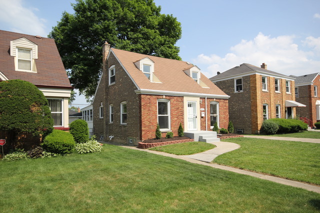9613 S Emerald Ave, Chicago, IL 60628 photo 2